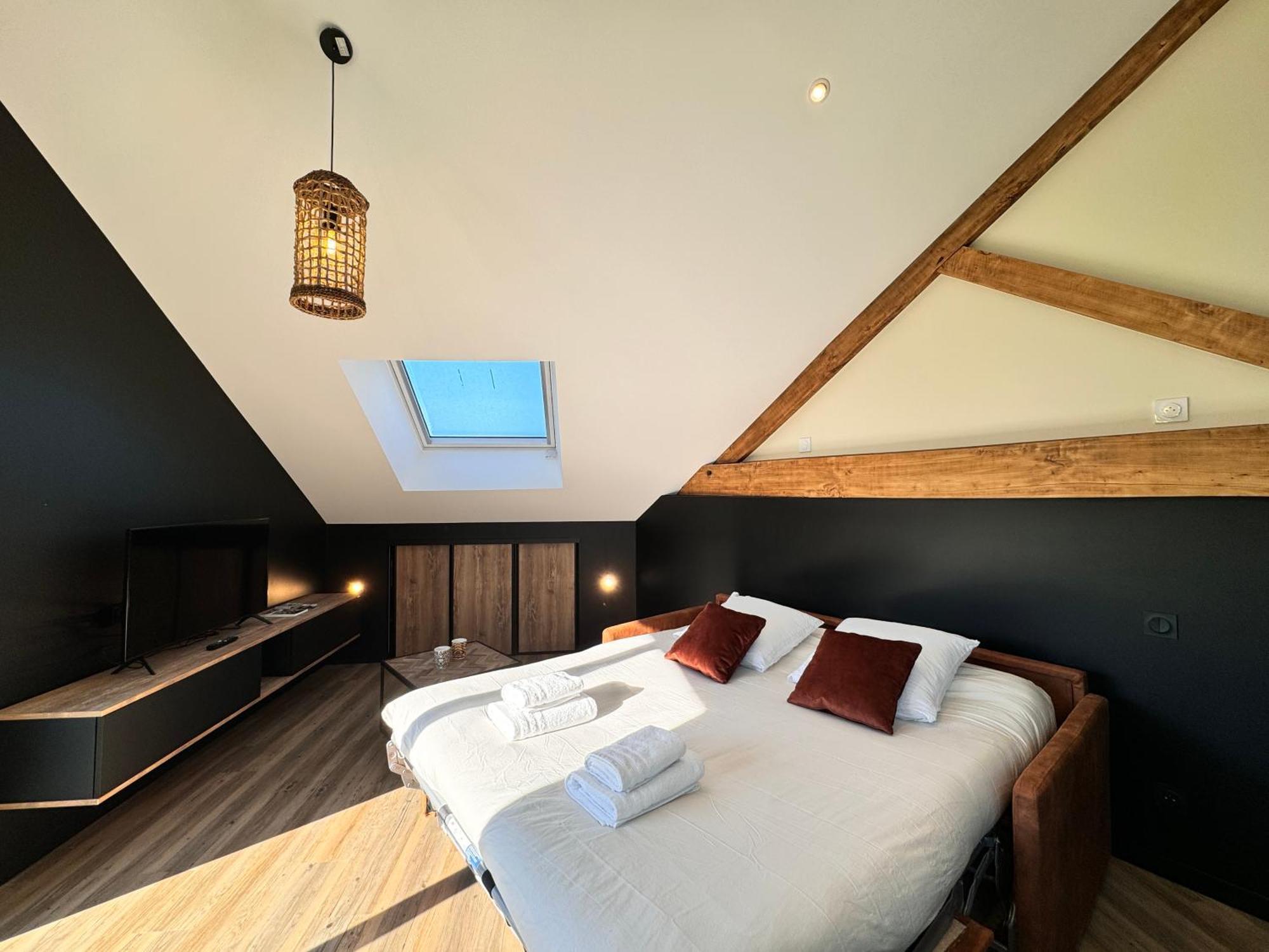 In The Sky - Jacuzzi - Vieux Mans - 2 Pers * Le Mans